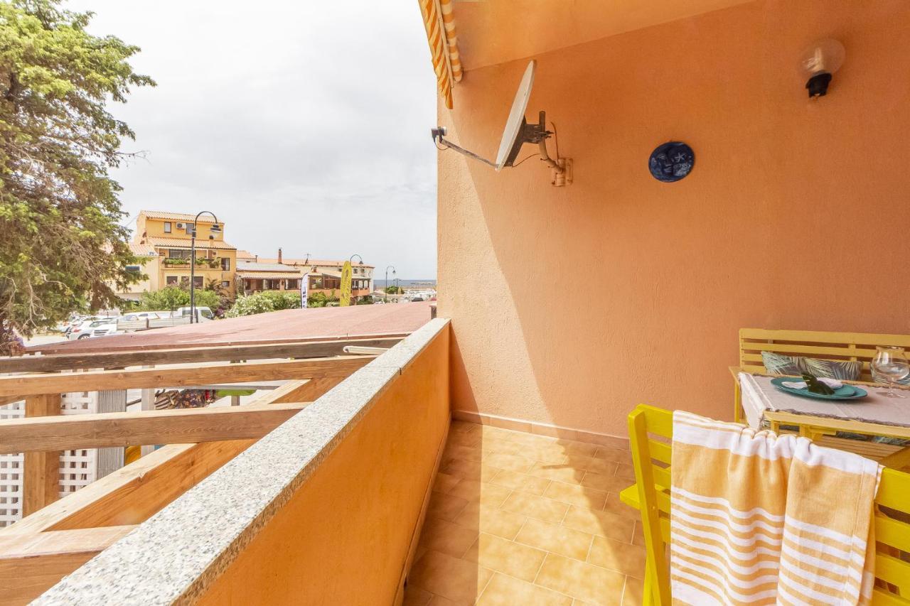 Appartamento Relax Family House Al Mare Isola Rossa Esterno foto