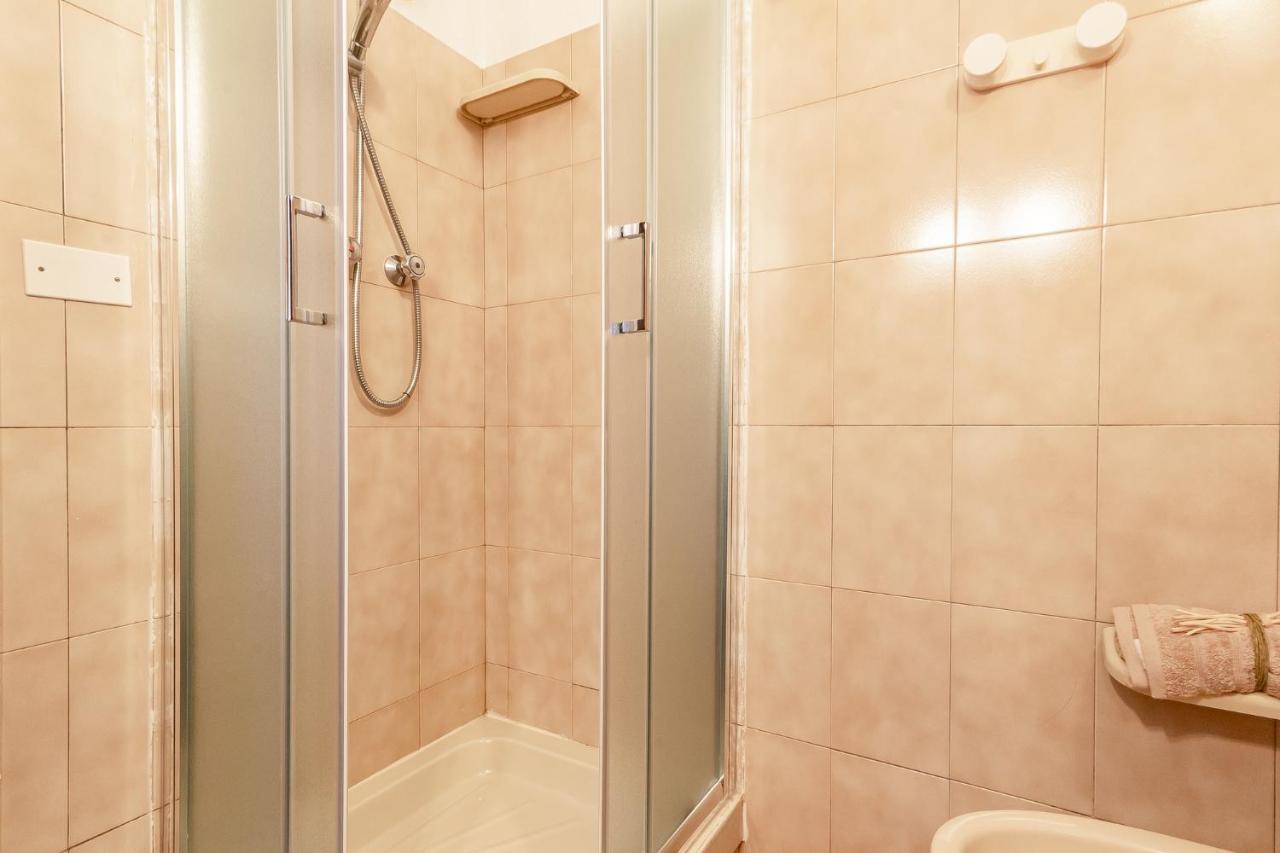 Appartamento Relax Family House Al Mare Isola Rossa Esterno foto