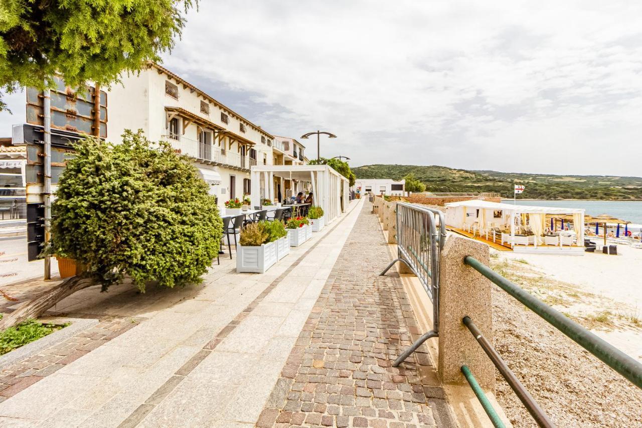 Appartamento Relax Family House Al Mare Isola Rossa Esterno foto